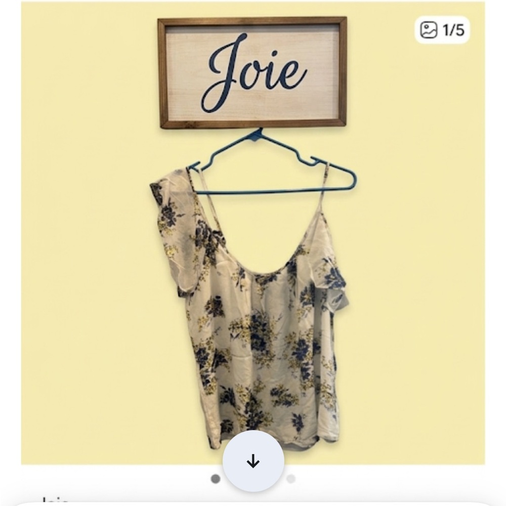 Floral Print Women's Top size med ptp 20 cold shoulder